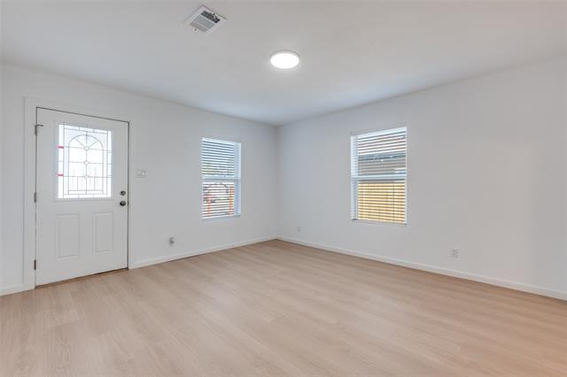 Foto del edificio - 2410 S Marsalis Ave