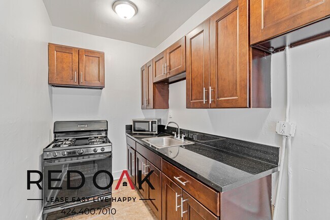 Foto del edificio - ~1 Month FREE~ Wonderful Studio with Beaut...