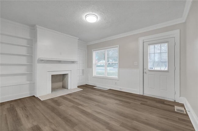 Foto del edificio - 1683 Candler Rd