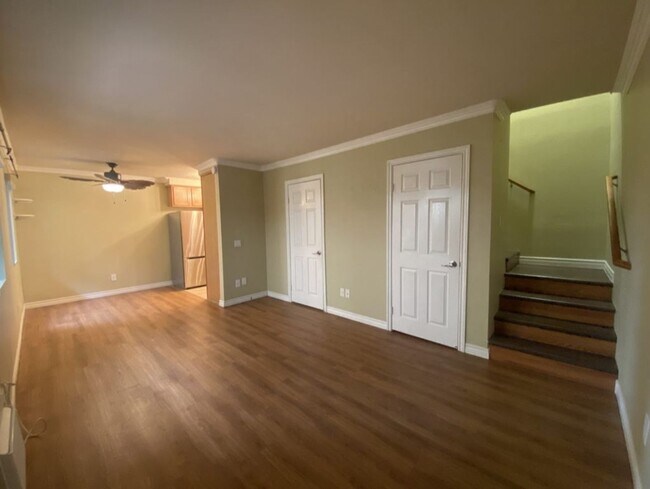 Foto del edificio - Modern 2-Bedroom Condo Near SDSU