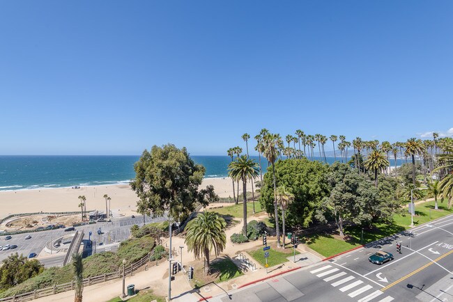 Building Photo - 801 Ocean Ave