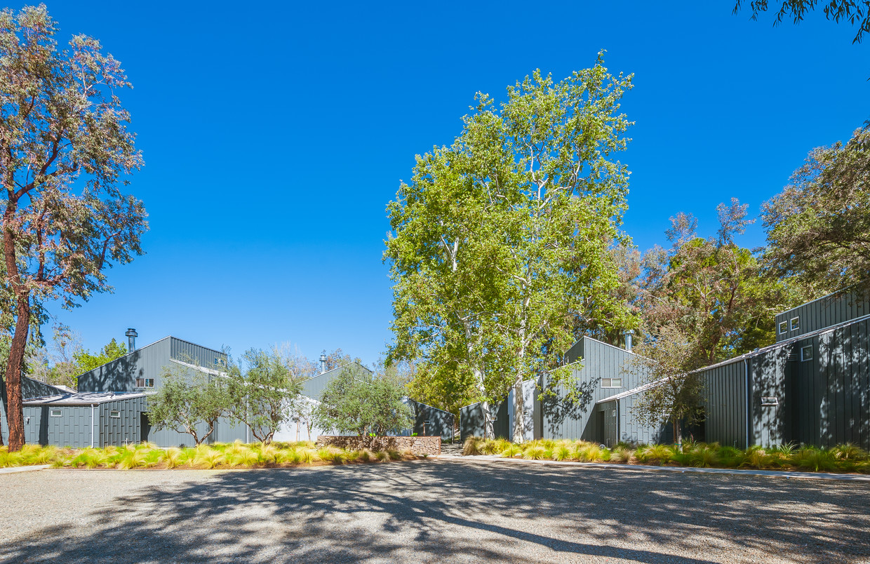 Lodges at Coto - 23501 Ave La Caza