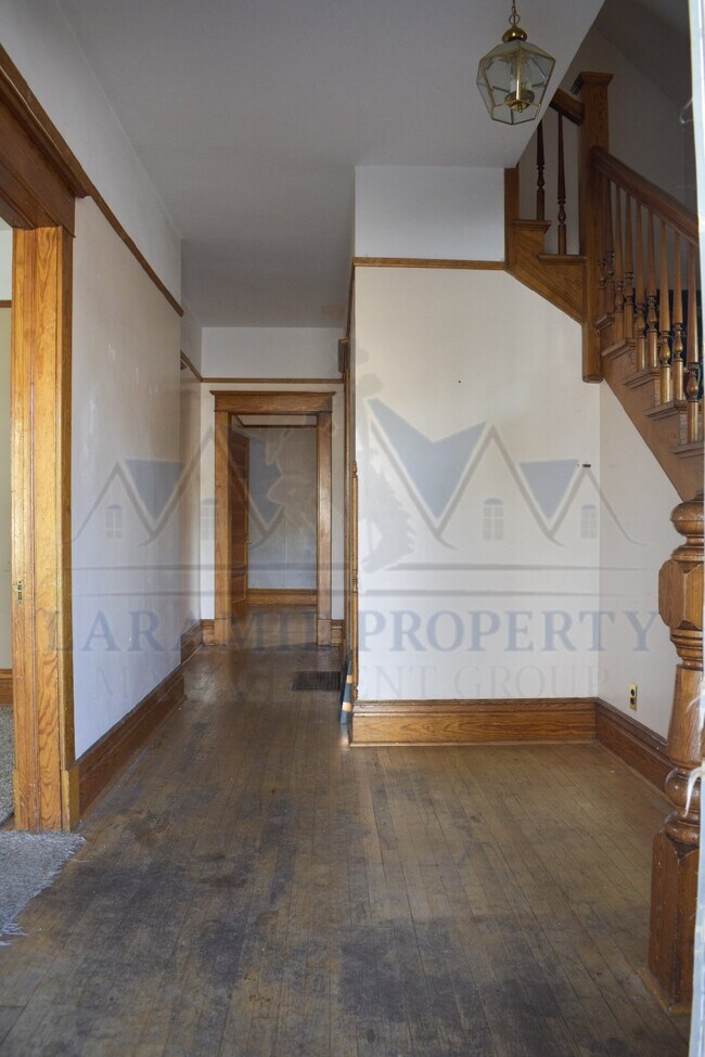 Foto del edificio - 4 Bedroom 2 Bathroom House