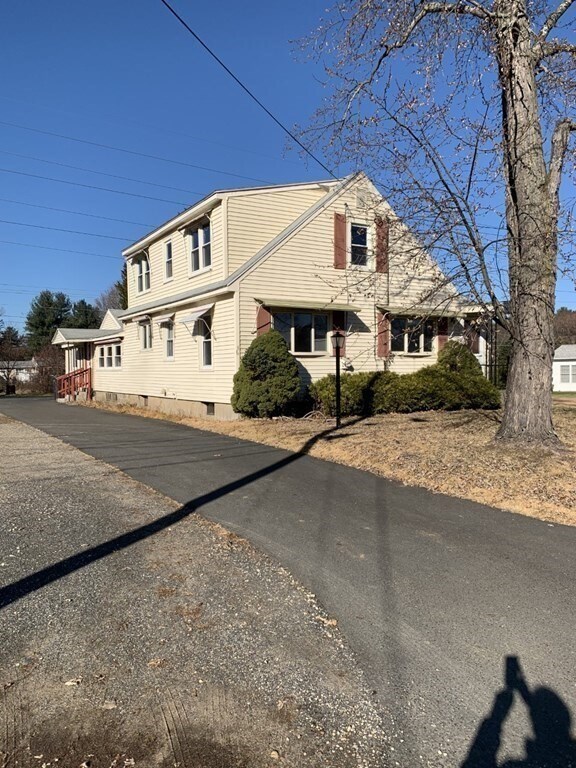 Building Photo - 36 Cranston St