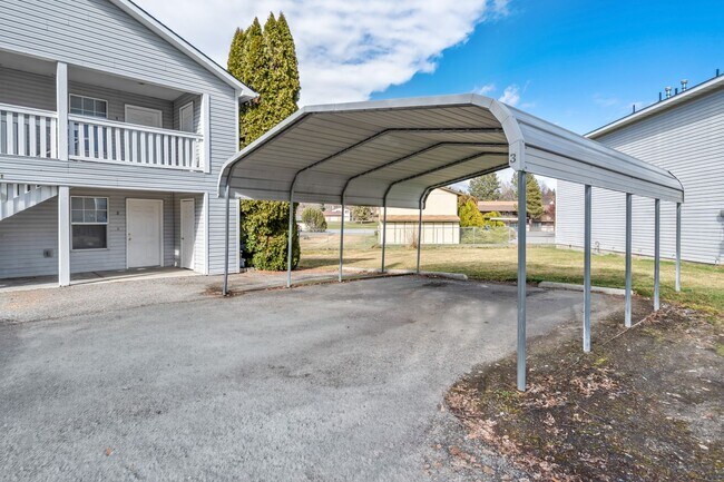 Building Photo - South Valley Four-Plex Unit #3 for Rent