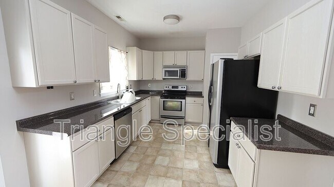 Foto del edificio - 210 Newberry Ln