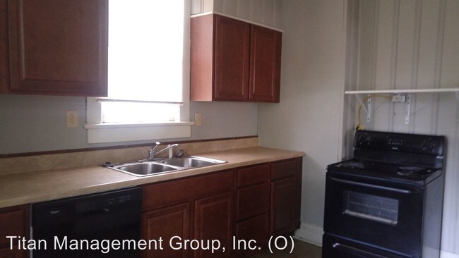 Foto del edificio - 2 br, 1 bath Apartment - 1206 Heath Street