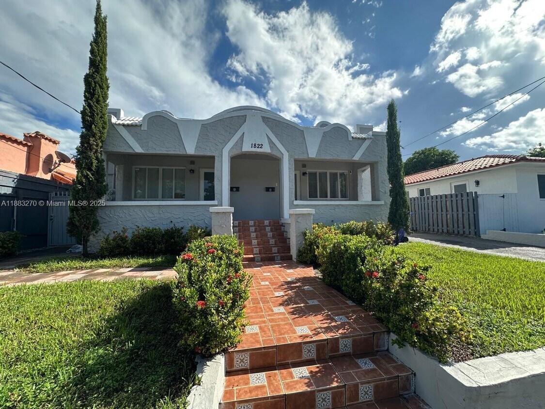 Foto principal - 1822 NW 4th St