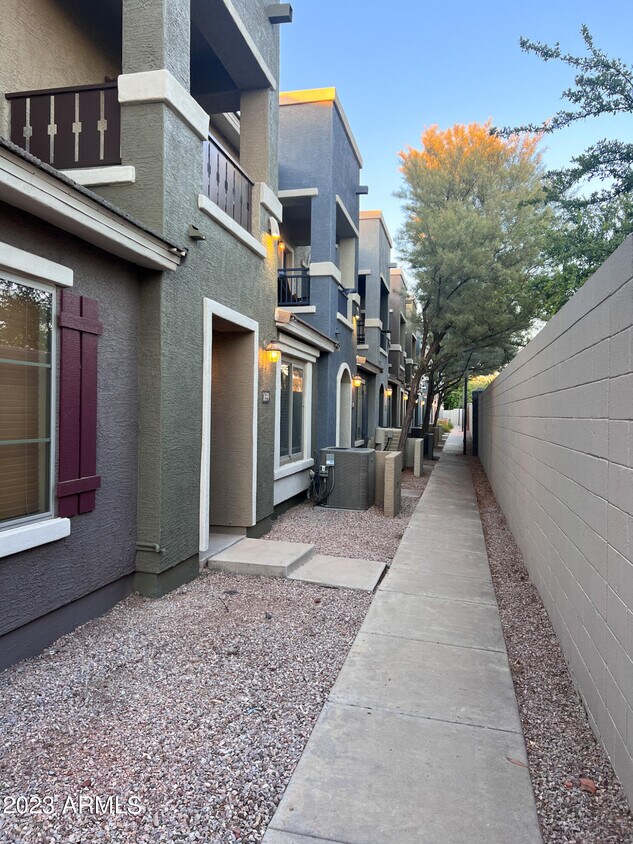 2402 E 5th St Unit 1699, Tempe, AZ 85281 Room for Rent in Tempe, AZ