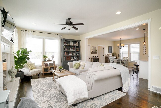 Foto del edificio - Beautiful Kaysville Home now Available!