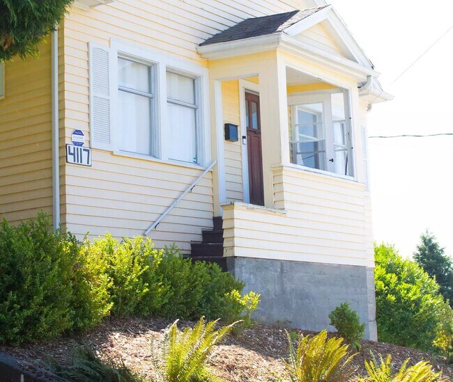 Foto del edificio - 4117 SW Holly St
