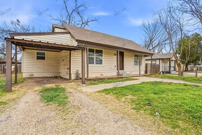 Foto del edificio - 508 W Lone Star Ave