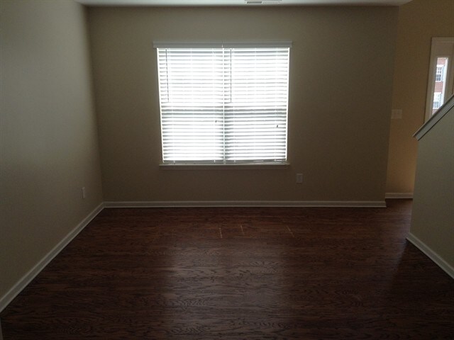 Foto del edificio - 4515 Canipe Drive