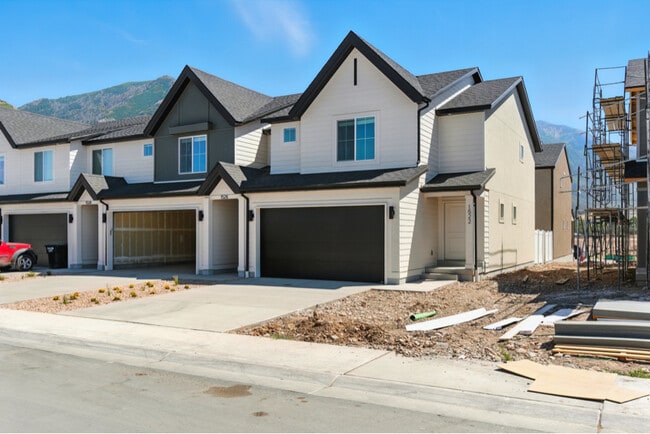 Building Photo - 1522 720 N