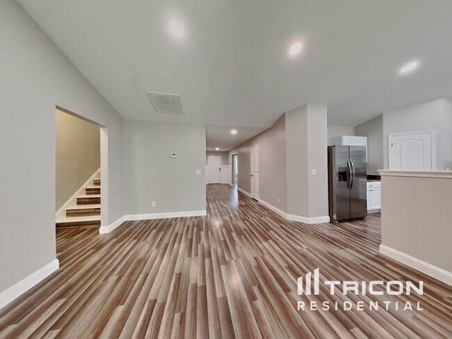 Building Photo - 19 Summerwood Ln