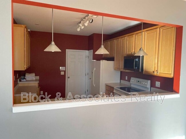 Building Photo - 5531 Berry Creek Cir