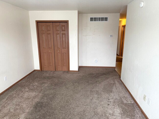 Foto del edificio - County Farm - 4180/4182