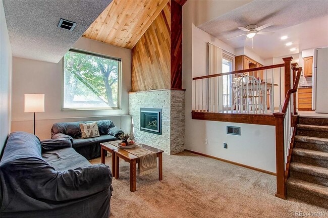 Photo - 1357 S Oswego Ct House