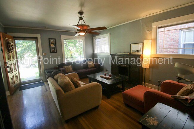 Building Photo - 1337 Bellaire St