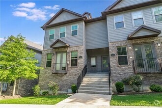 Building Photo - 1765 Nettleship St