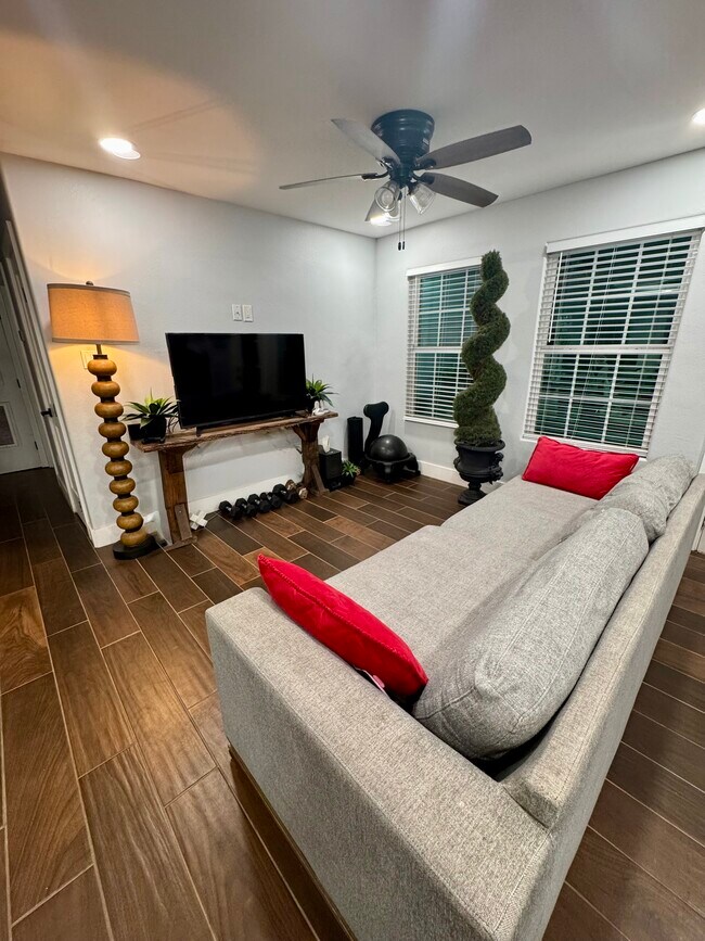 Foto del edificio - 15411 Mile 20 N