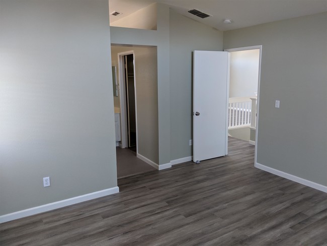 Building Photo - 5443 Andromeda Cir