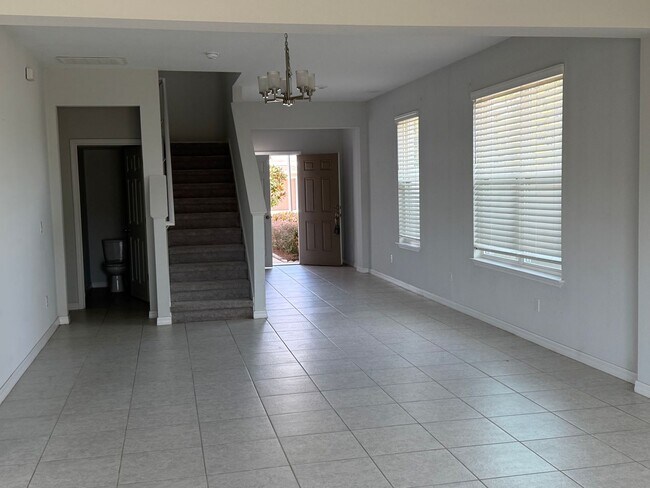 Foto del edificio - Stunning 2 story home in Ocoee