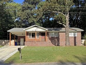 Building Photo - 2640 Orchid Ave