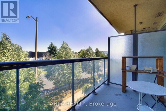 Photo du bâtiment - 50 Clegg Rd