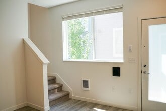 Building Photo - 7045 N Mohawk Ave