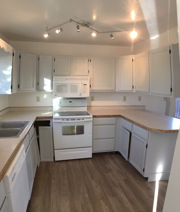 916 Montana St Unit 916, Belgrade, MT 59714 Room for Rent in Belgrade