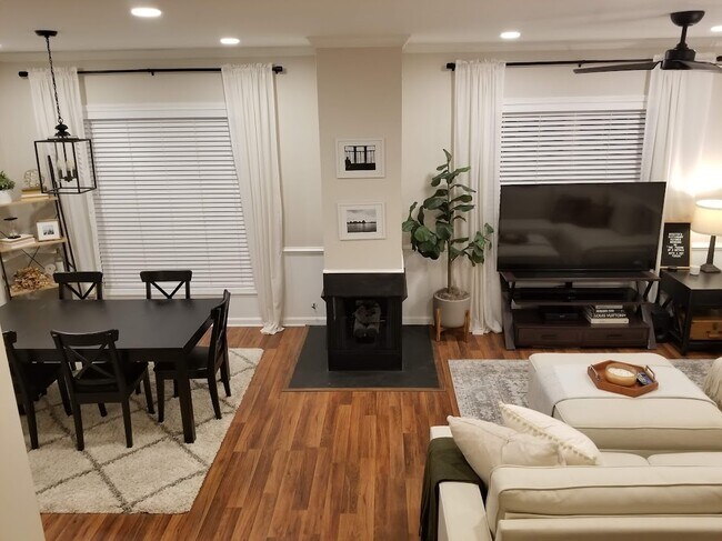 Main floor living + dining room - 13380 Cleeve Hill Ct