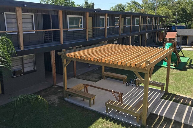 Building Photo - The Monroy