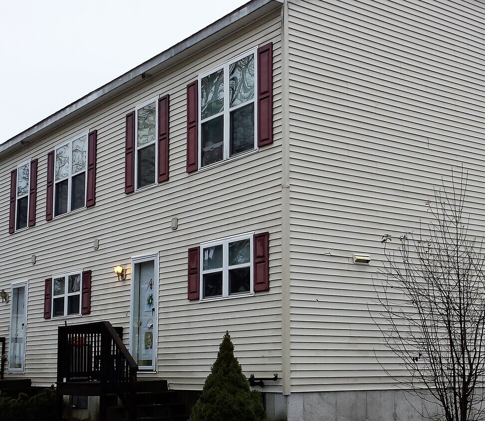 111 Carroll St, Keene, NH 03431 Apartments in Keene, NH