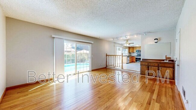 Building Photo - 848 Sprucewood Ct