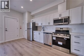 Building Photo - 53 Ontario Rd