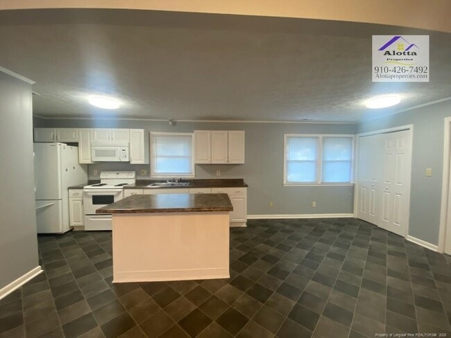 Foto del edificio - 6527 Tareyton Rd