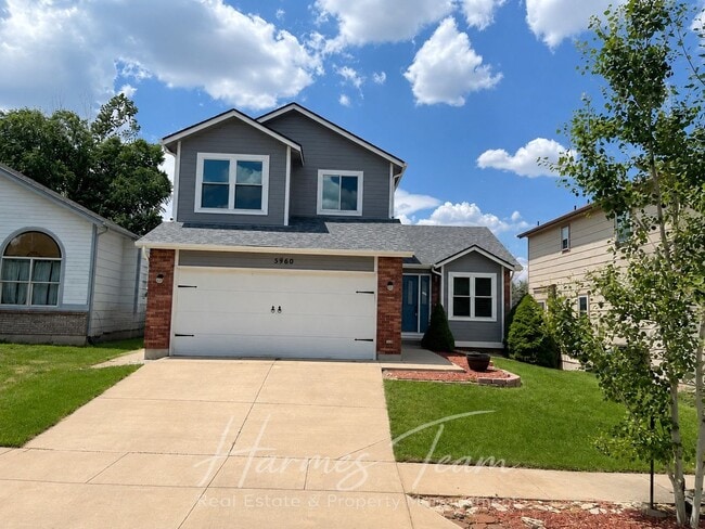 Photo - 5960 Grapevine Dr House