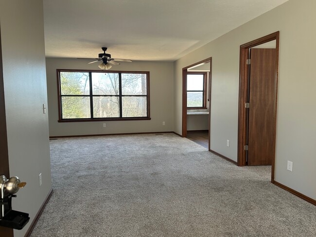 Foto del edificio - 732 Jason Cir