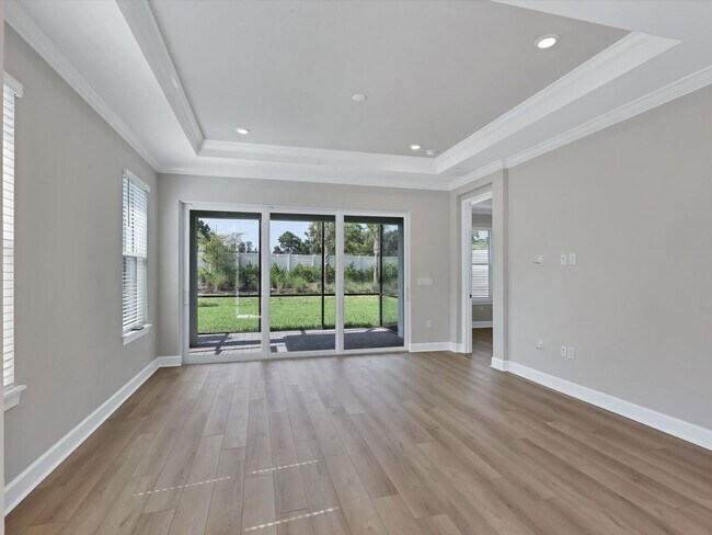 Building Photo - Unfurnished Annual Rental