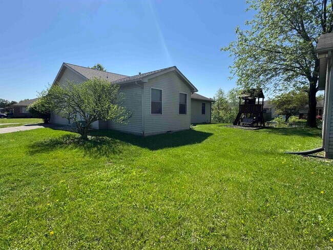 Building Photo - 6155 Glacier Dr