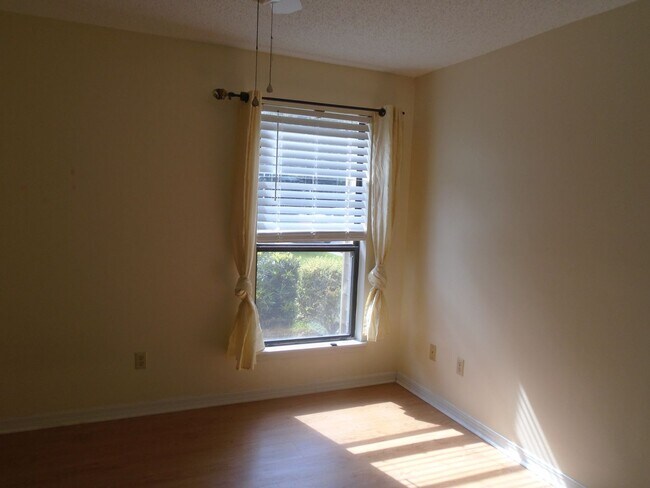 Foto del edificio - Nice Condo