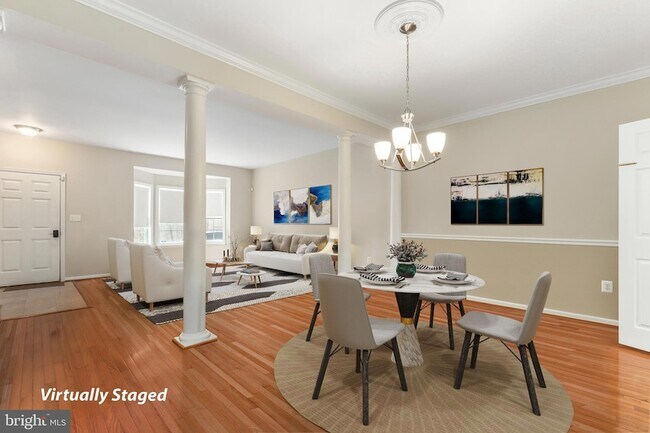 Foto del edificio - 803 Twin Brook Ln