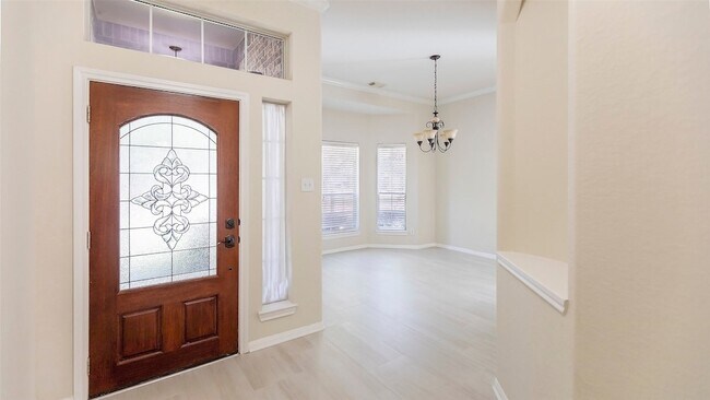 Foto del edificio - 7003 Kendall Lake Ct