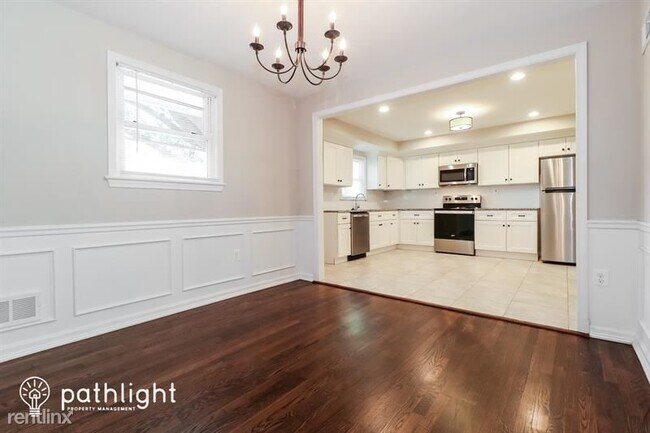 Building Photo - 4 br, 3 bath House - 4208 Blacksnake Drive