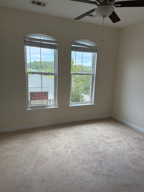 Foto del edificio - 2876 Howard Ave