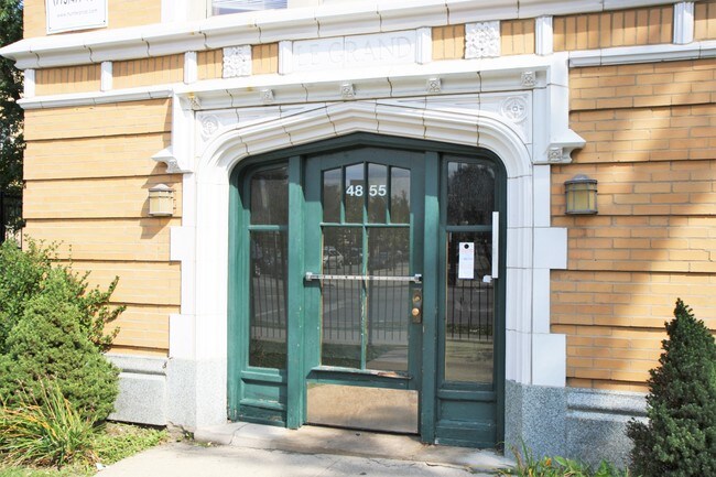 Foto del edificio - 4855 N Kimball Ave