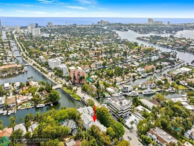 Building Photo - 1705 E Las Olas Blvd