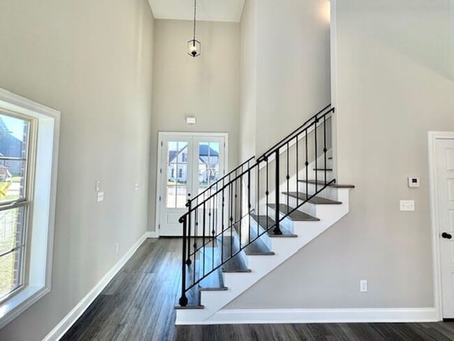 Foto del edificio - Unique 7 Modern Brand New 5BR home in Ston...