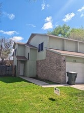 Building Photo - 1114 Royal Crest Dr